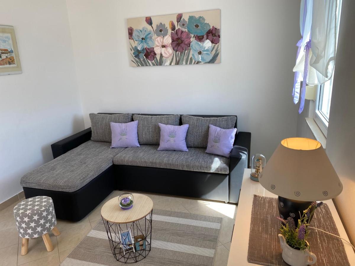 Apartment Tihana Трогір Екстер'єр фото