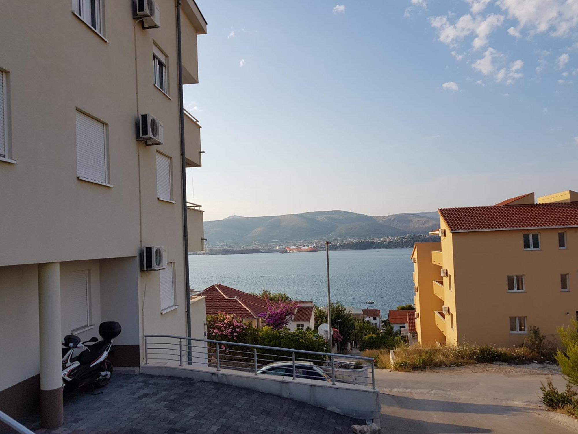 Apartment Tihana Трогір Екстер'єр фото