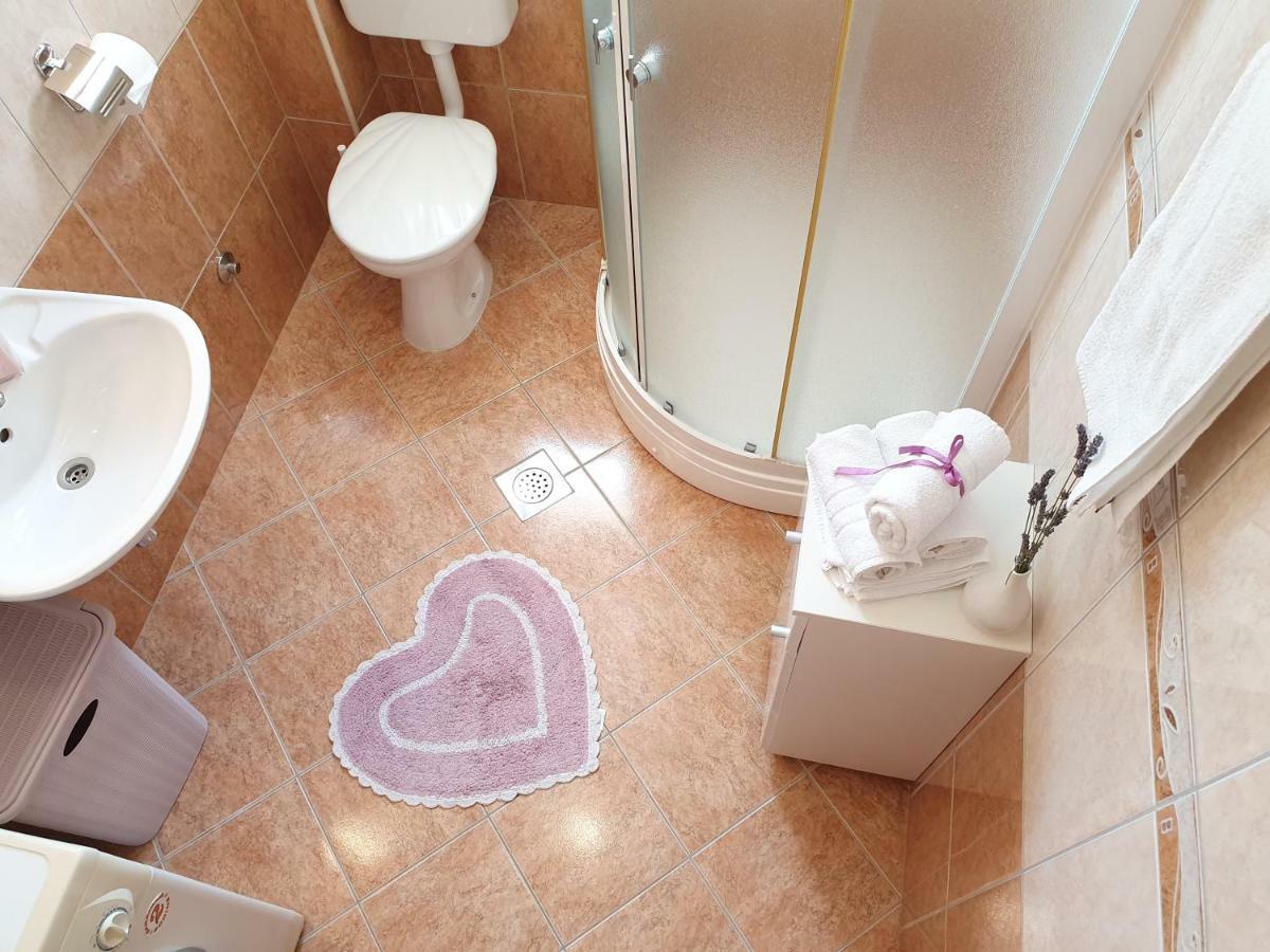 Apartment Tihana Трогір Екстер'єр фото